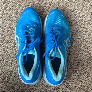 Women’s Asics Gel Kayano